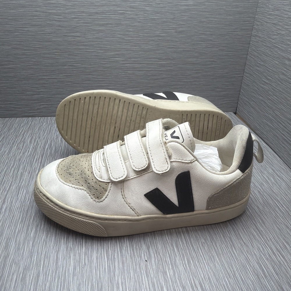 Veja Kids‎ Sneakers White Black V Logo Trainers Size 1 Unisex Low Top